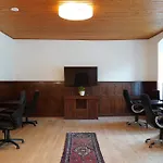 Hirschwangerhof - Commons Hub אכסניה רייכנאו