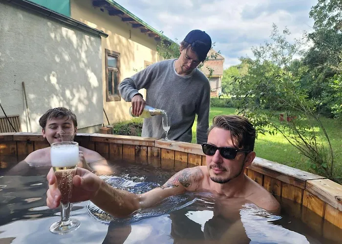 Hirschwangerhof - Commons Hub